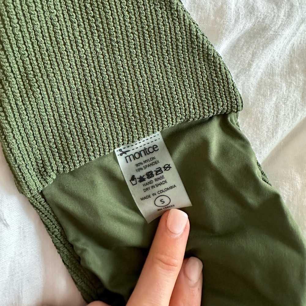 Montce Olive Micro Scrunch Tori Bandeau Bikini Top Size Small - Picture 4 of 7
